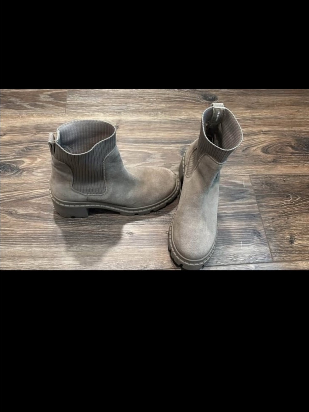 Steve Madden Women's Taupe Suede Chelsea Ankle Boots